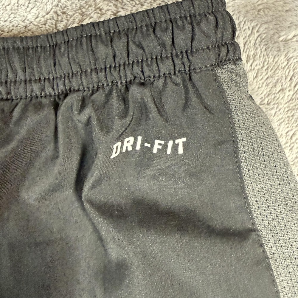 Nike Dri-FIT Shorts Youth Size 2XL Black Microfiber 11 Inch Running Gym Training - Picture 9 of 9